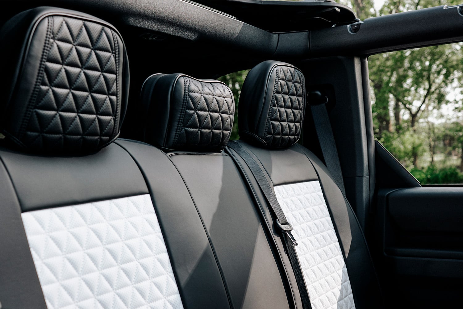 How to pick legendary seat covers (Easy steps to find the perfect ones for your car interior)