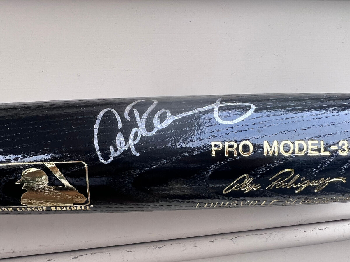 Looking for an Alex Rodriguez signed bat? Follow these essential tips for a smart purchase.