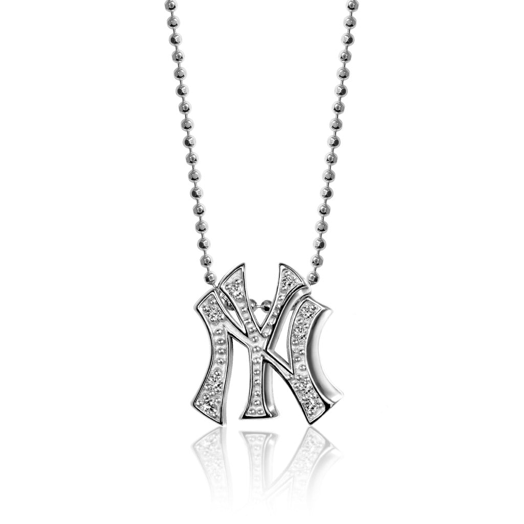 Whats the best New York Yankee jewelry for true fans? Discover awesome pieces to show your support.