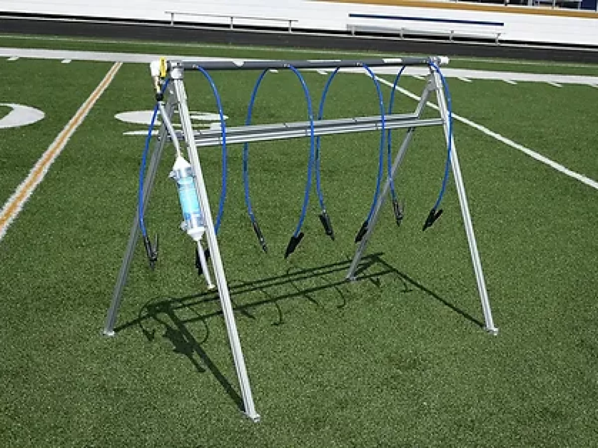 Choosing a portable football water station? Here are key tips for an easy and effective choice.