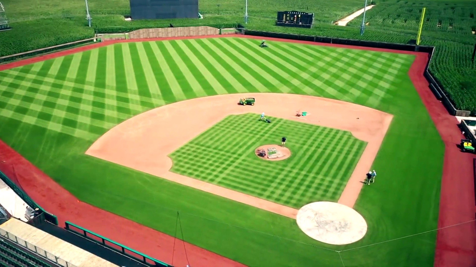Want to learn about the Field of Dreams Baseball Tournament history? (Uncover the story behind this iconic sports event!)