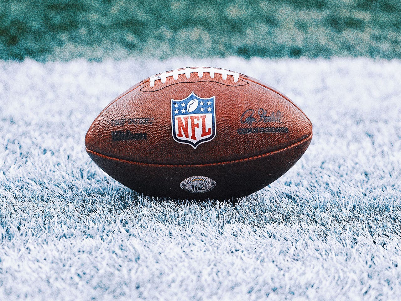 How do you get the coolest nfl football checks? (Show your team spirit every time you use your nfl football checks)